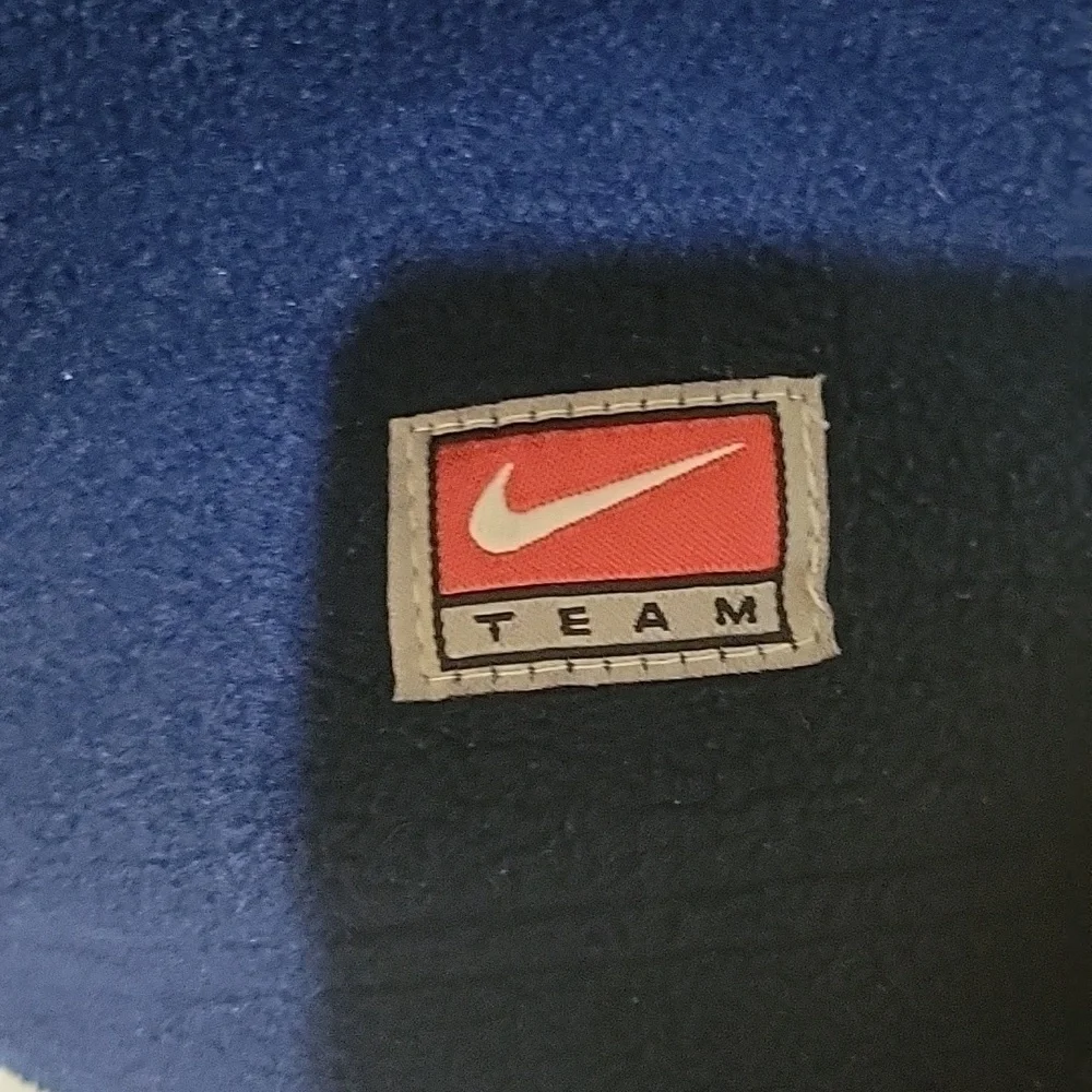 NIKE Penn State blue & gray fleece sweatshirt.  Zipper neck. Youth XL